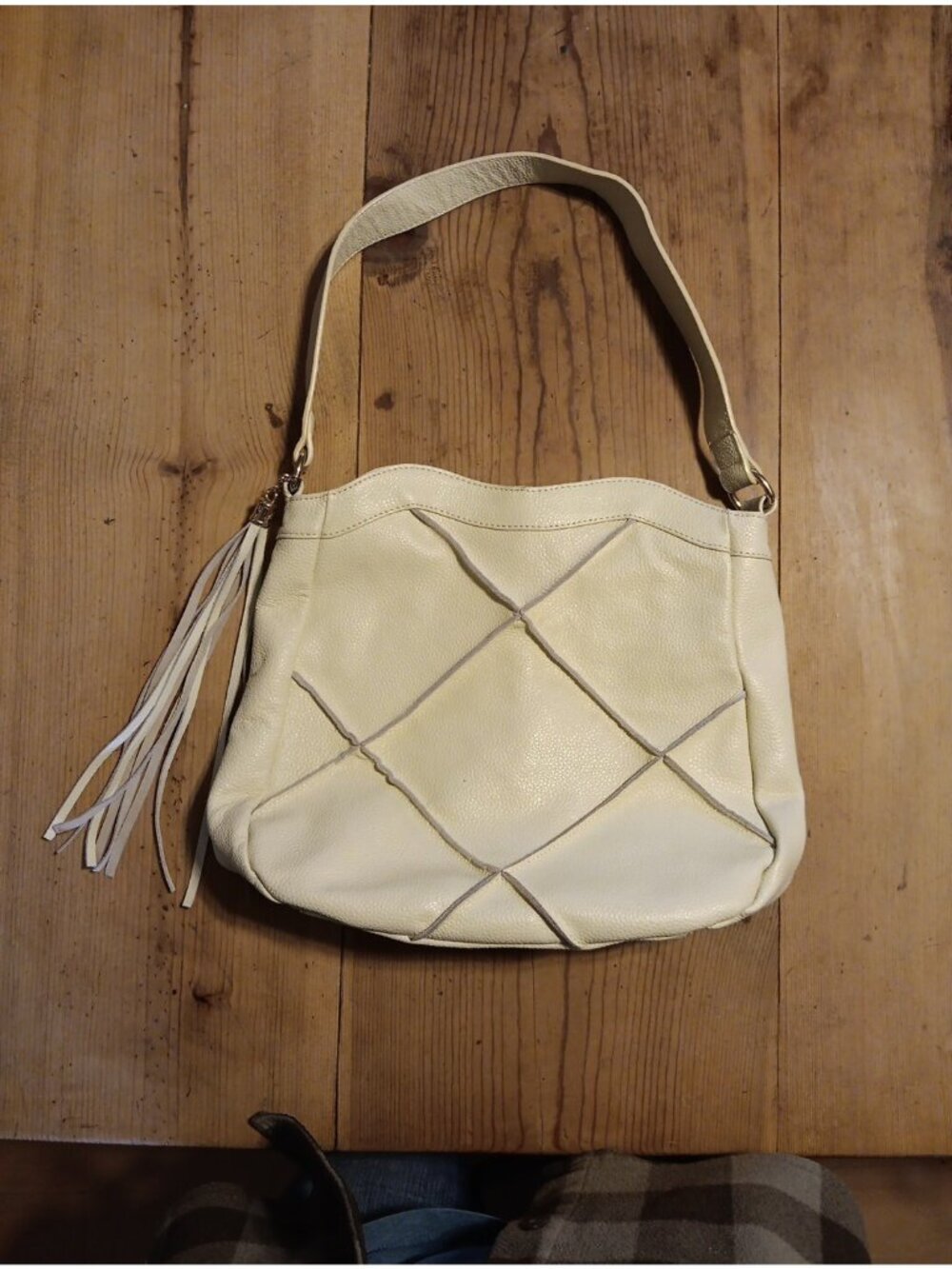 Nyla Noor Leather Soho Bucket Handbag Purse Shoulder Bag Cream Tassel Stitching